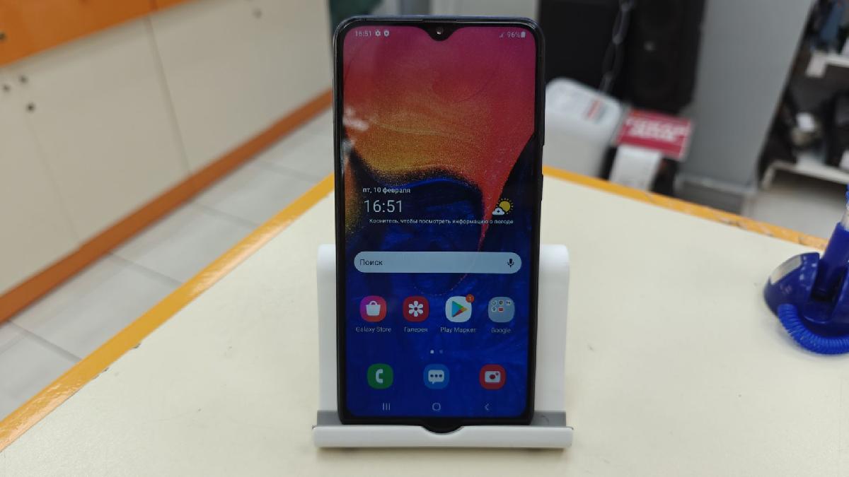 Смартфон Samsung Galaxy A10 2/32