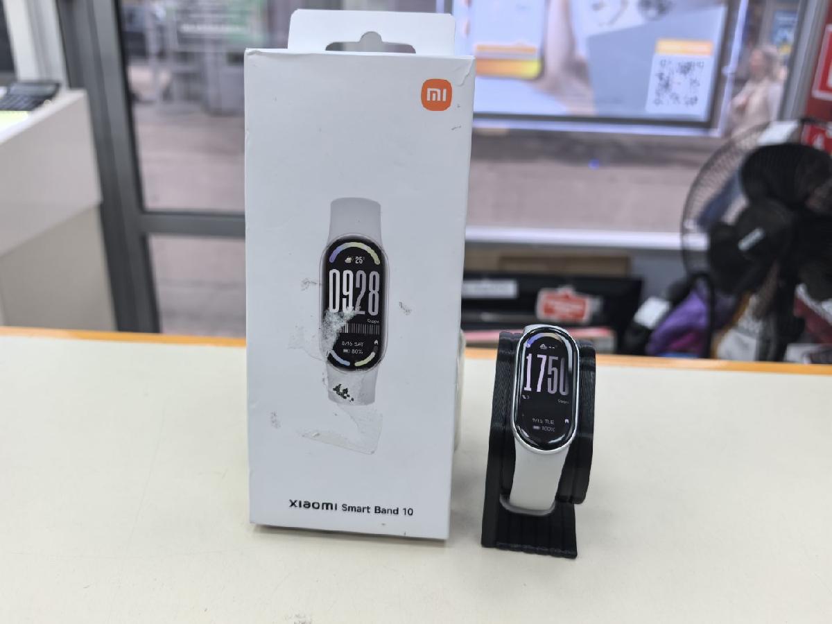 Фитнес-браслет Xiaomi Smart Band 10