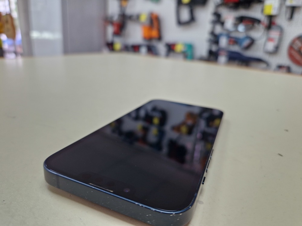 Смартфон Apple iPhone 13 128Gb
