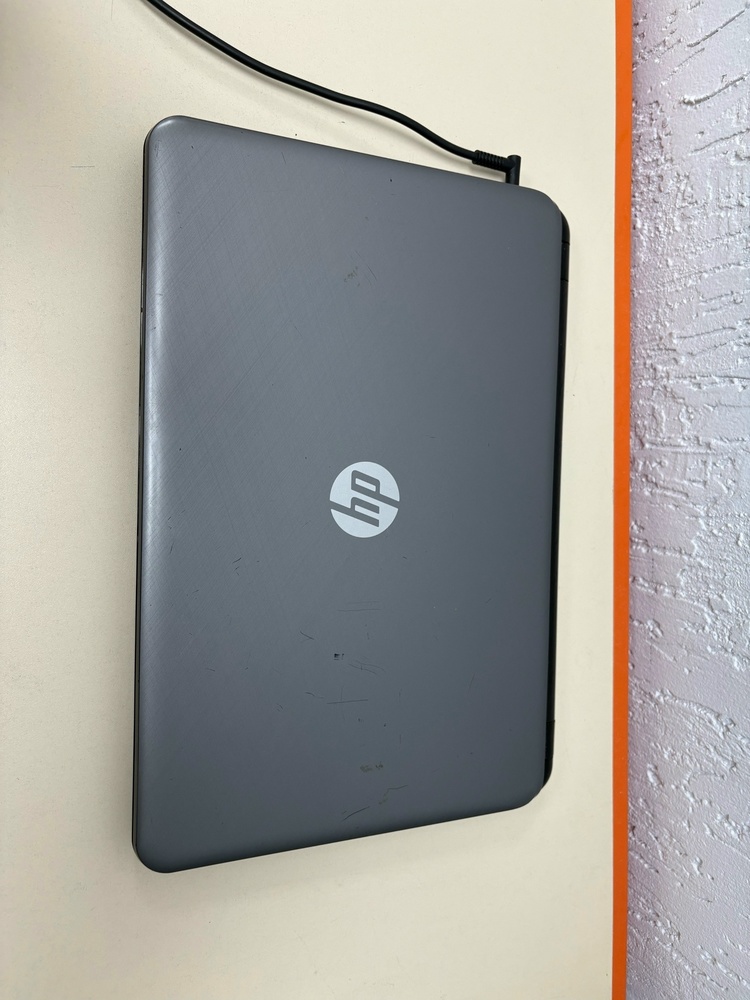 Ноутбук HP; E1-6010, Radeon R2 series, 4 Гб, 120 Гб, Нет