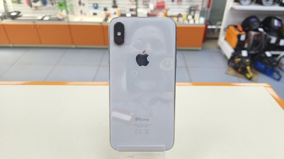 Смартфон Apple iPhone X 64Gb