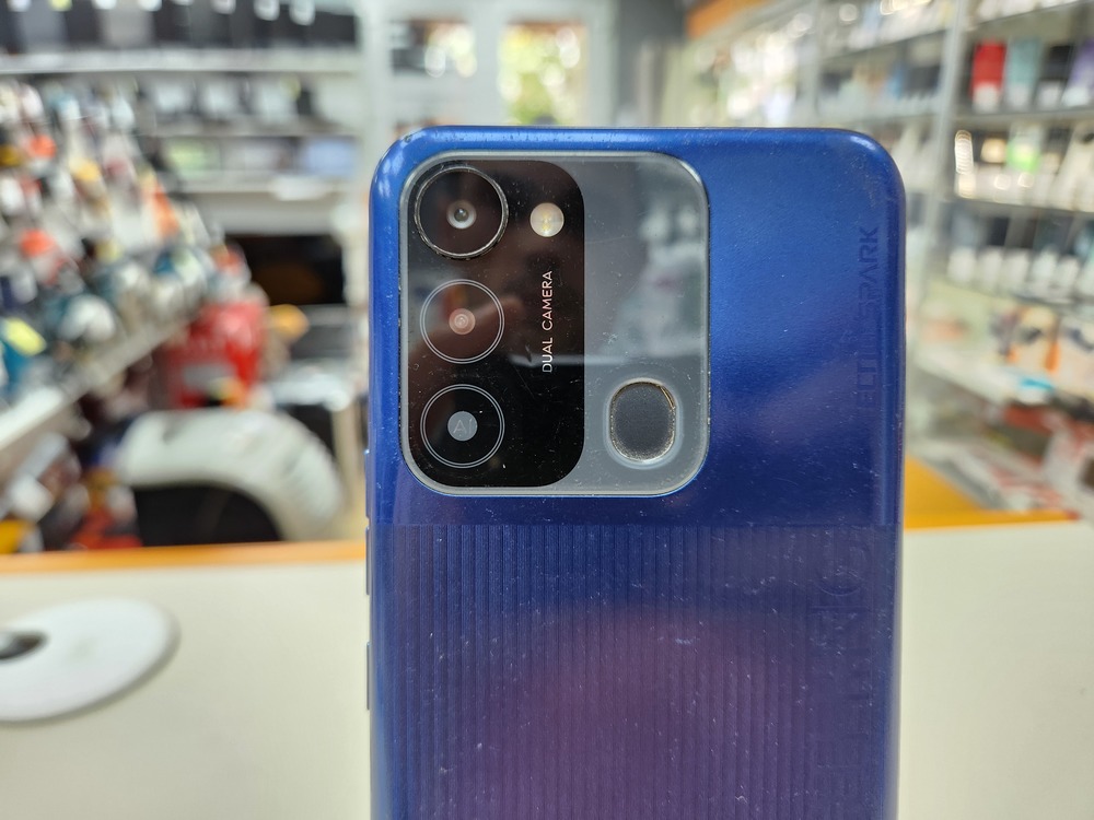 Смартфон Tecno Spark GO 2022 2/32