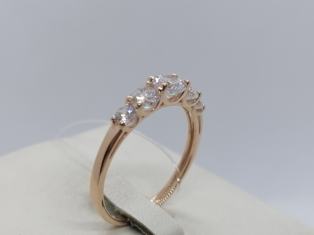 КОЛЬЦО С КАМНЯМИ (Au 585)