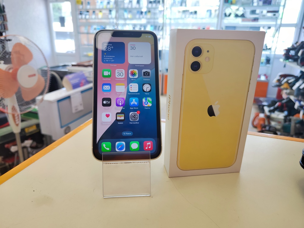 Смартфон Apple iPhone 11 64Gb