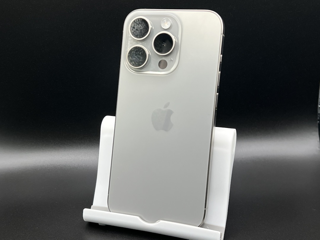 Смартфон Apple Iphone 15 Pro 128Gb eSIM