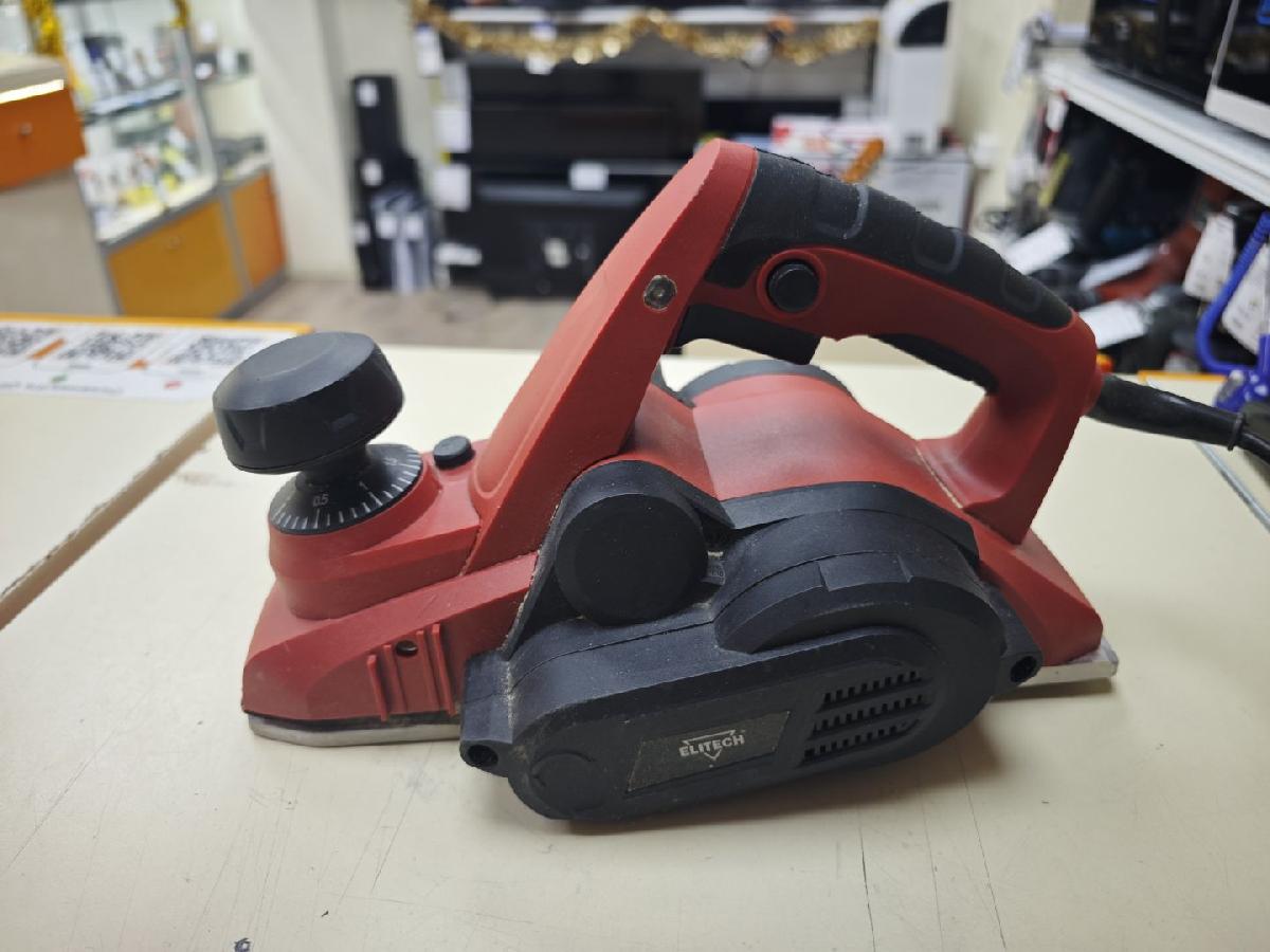 Электрорубанок Elitech P 82