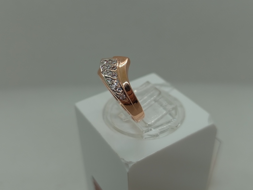 КОЛЬЦО С КАМНЯМИ (Au 585)