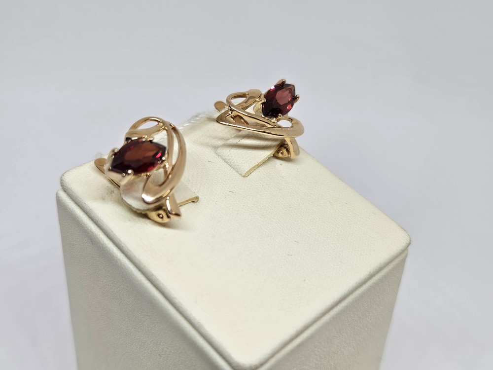 СЕРЬГИ С КАМНЕМ (Au 585)