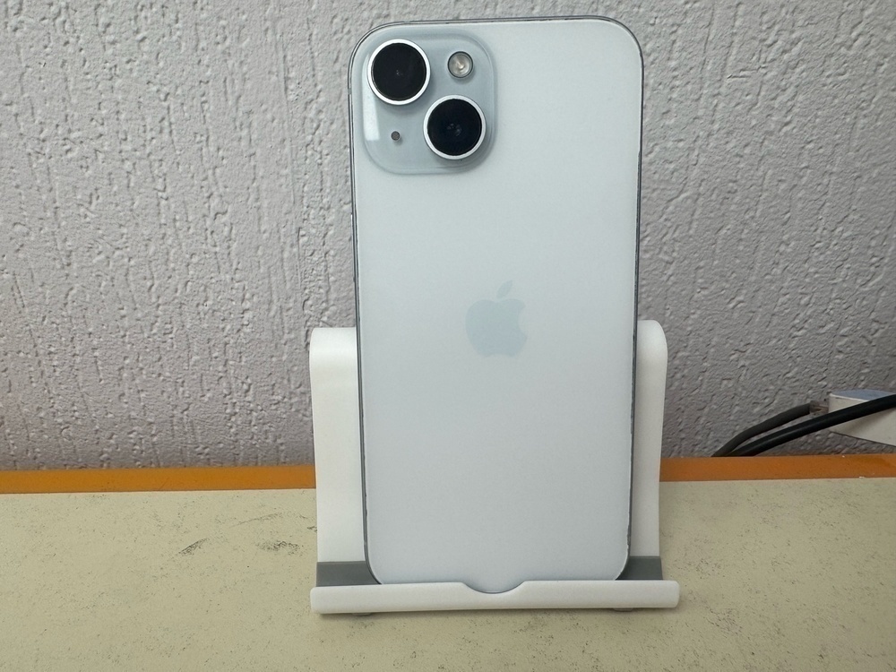 Смартфон Apple Iphone 15 128Gb
