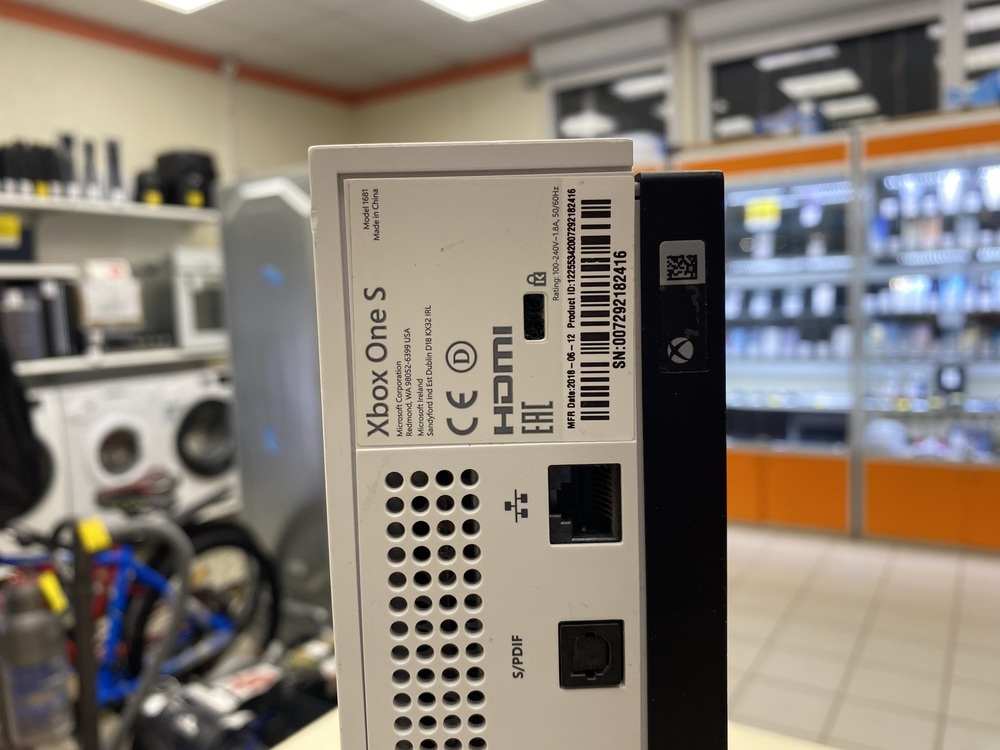 Игровая приставка Xbox One S 1TB