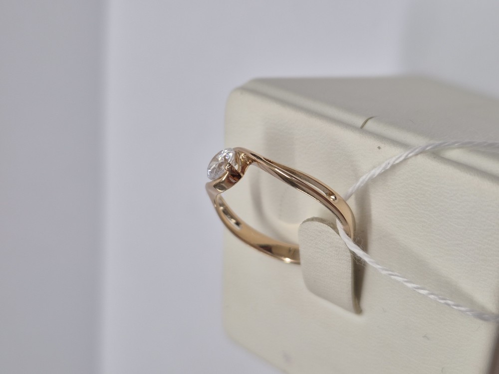 КОЛКМ585 КОЛЬЦО С КАМНЕМ (Au 585)