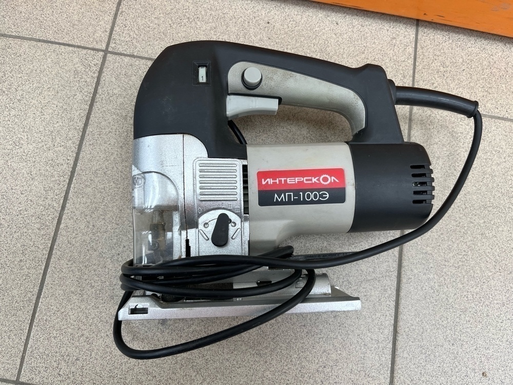 Лобзик Интерскол МП-100Э