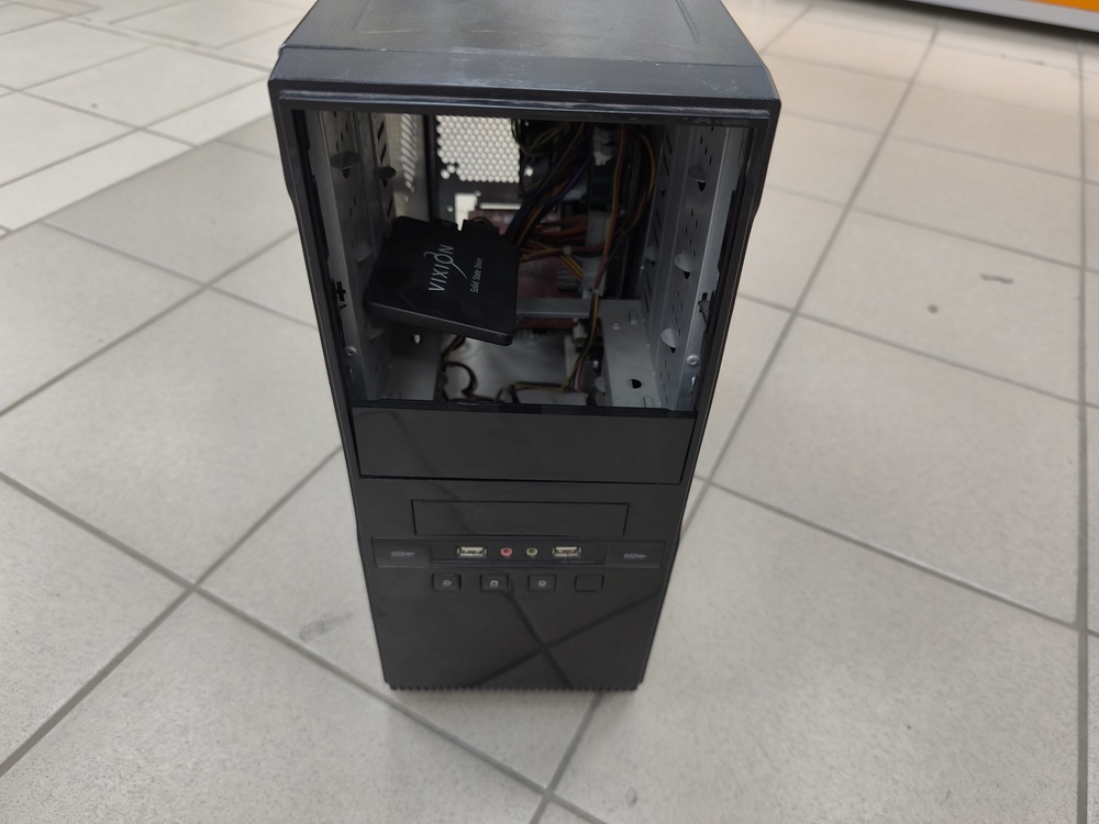 Системный блок Noname; Pentium E2160, HD Graphics, 4 Гб, 128 Гб, Нет