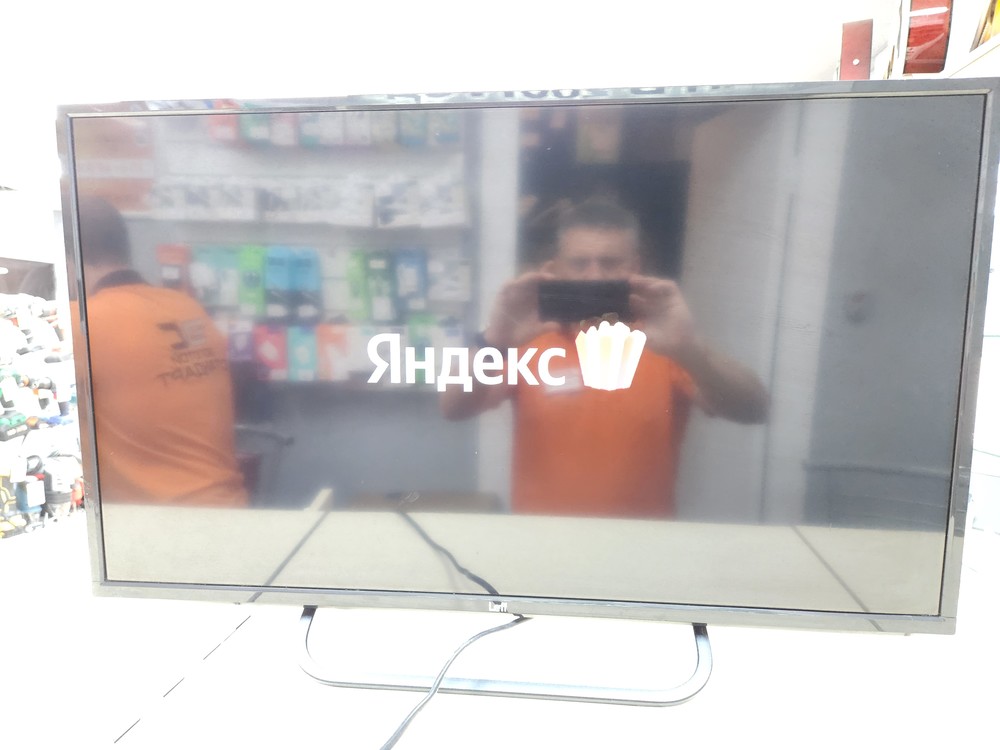 LED Телевизор Leff 32H540S;