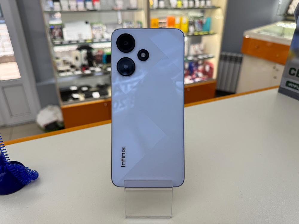 Смартфон Infinix HOT 30i 8/128