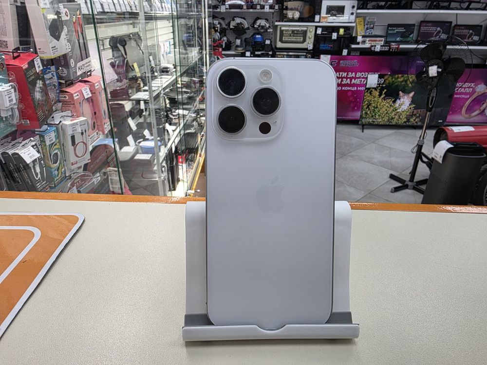 Смартфон Apple Iphone 16 Pro 128Gb