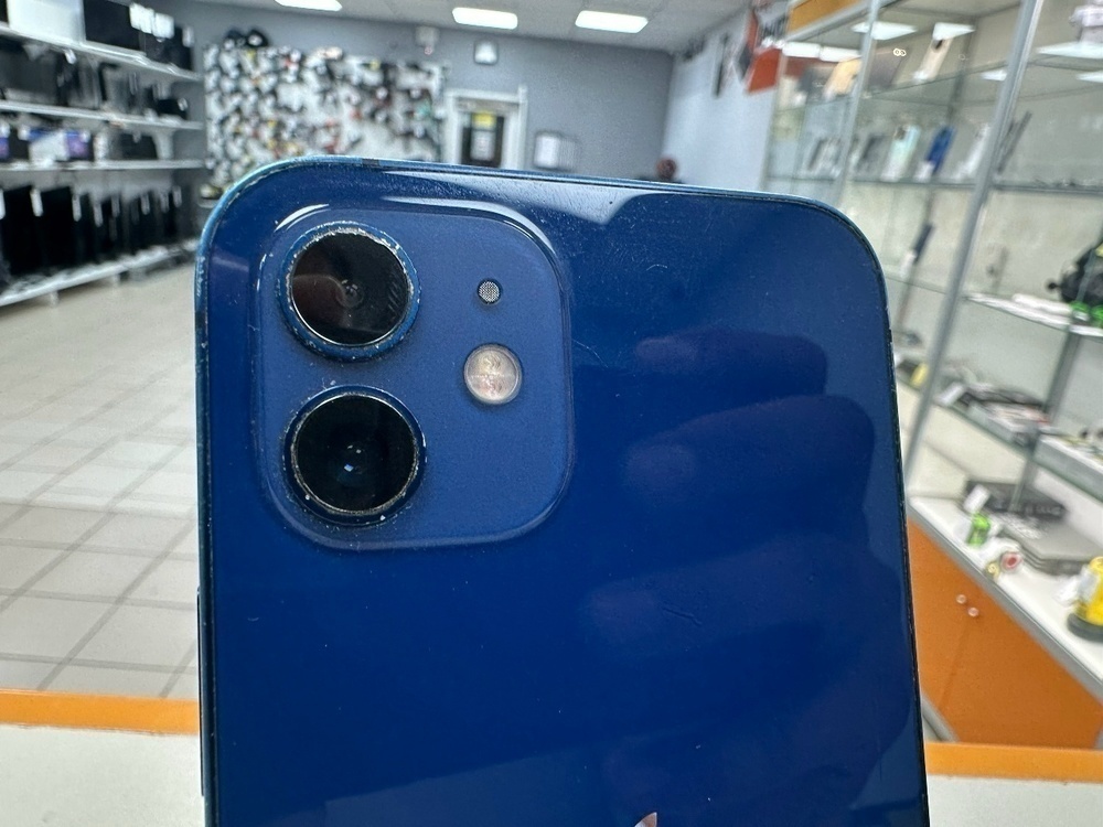 Смартфон Apple iPhone 12 64Gb