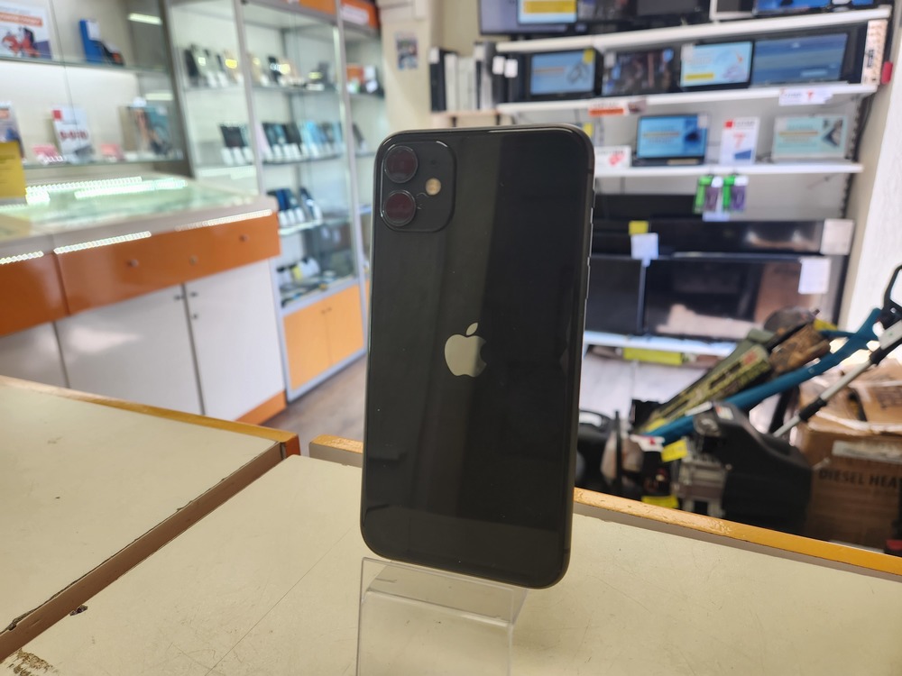 Смартфон Apple iPhone 11 64Gb