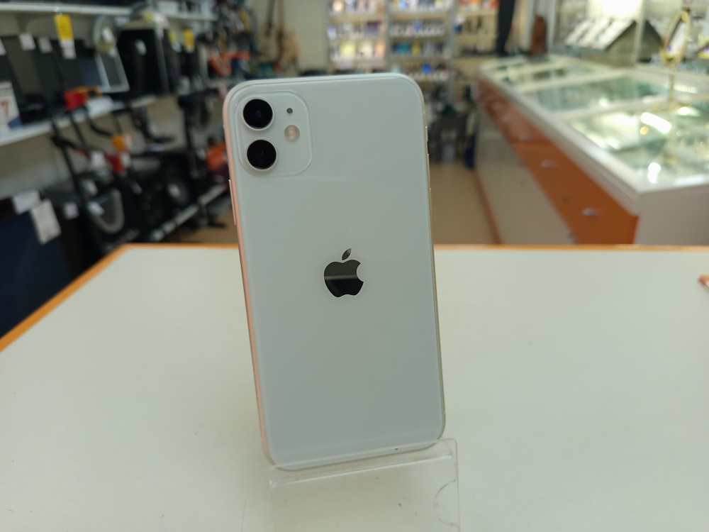 Смартфон Apple iPhone 11 128Gb