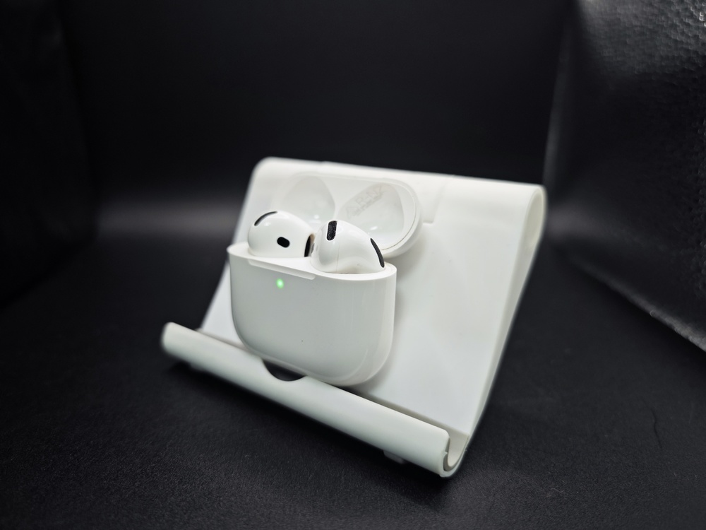 Наушники беспроводные Apple AirPods 4 с ANC
