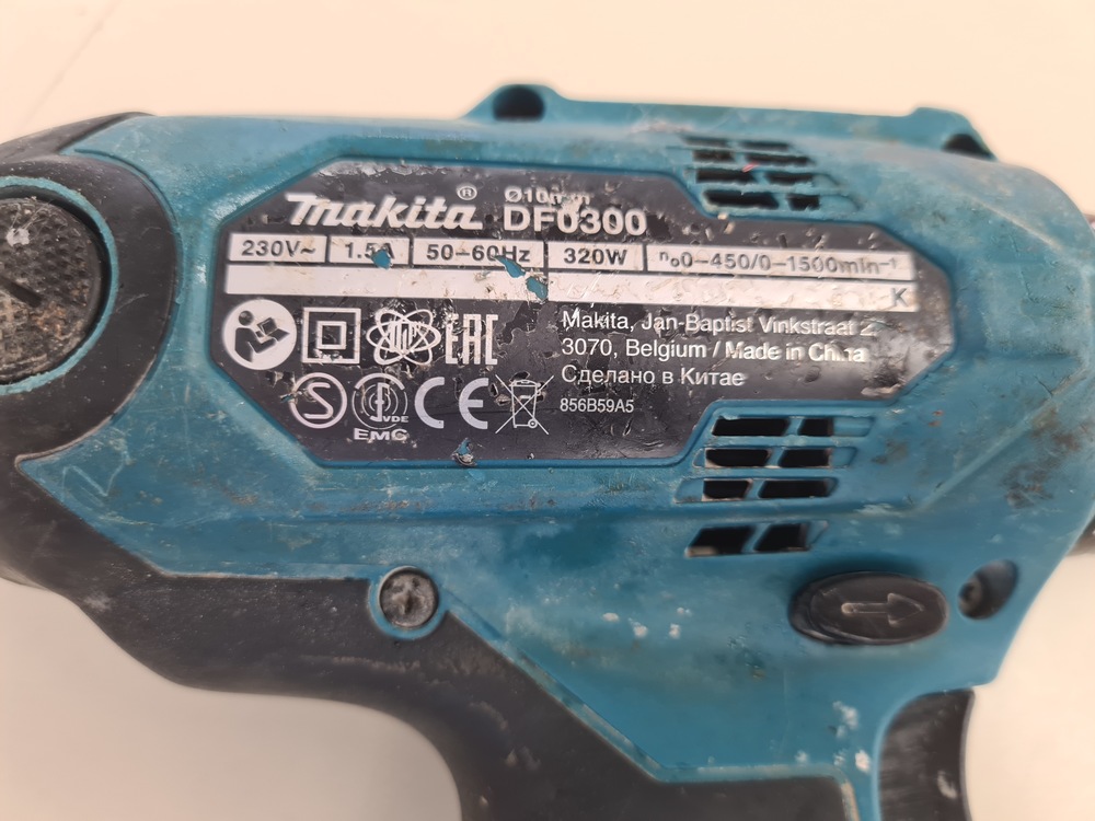 Дрель-безударная Makita DF0300