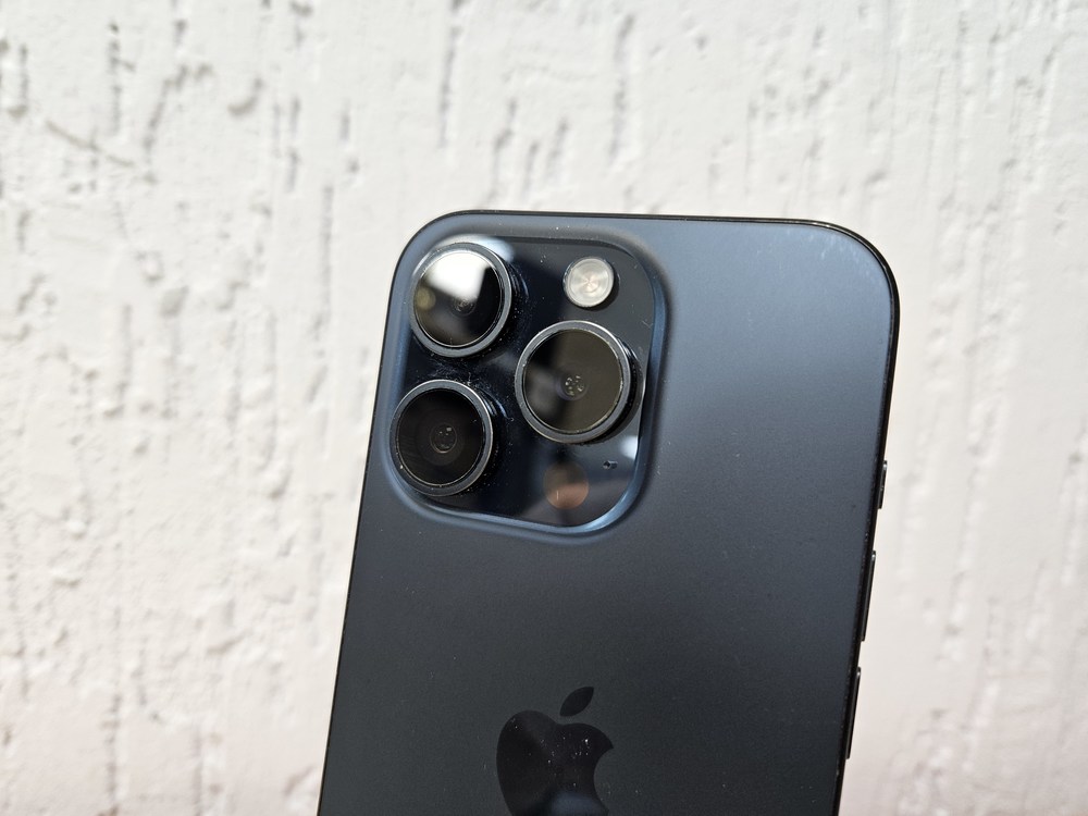 Смартфон Apple Iphone 15 Pro 128Gb