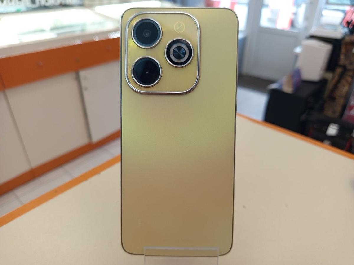 Смартфон Infinix HOT 40i 8/128