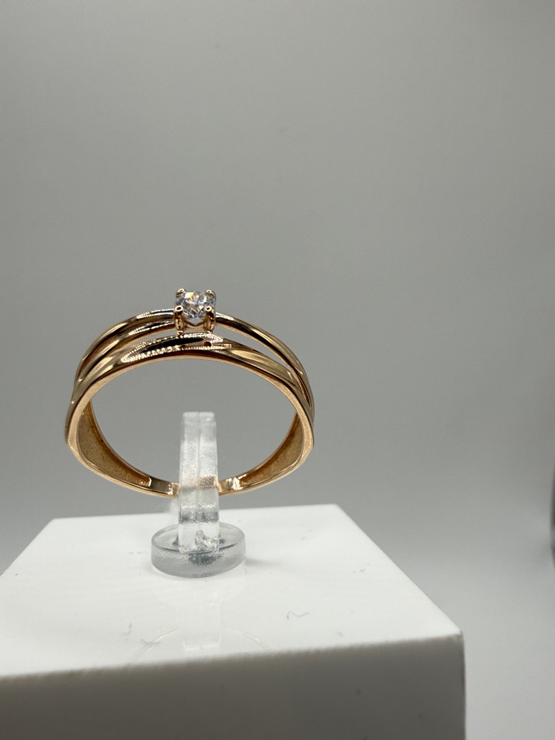 КОЛКМ585 КОЛЬЦО С КАМНЕМ (Au 585)