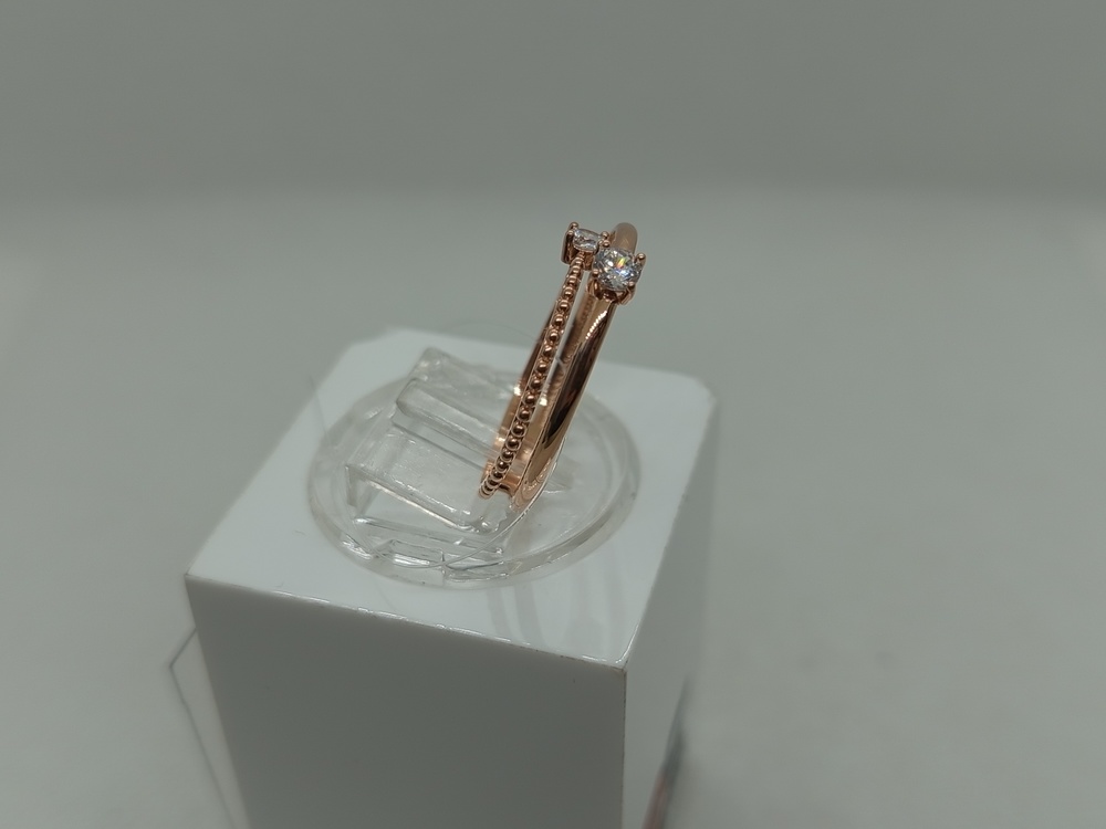 КОЛЬЦО С КАМНЯМИ (Au 585)