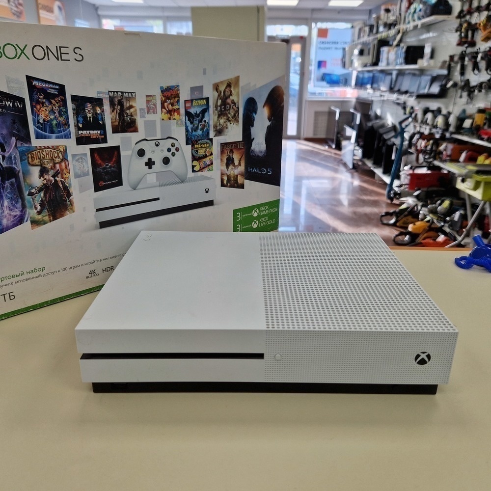 Игровая приставка Xbox One S 1TB