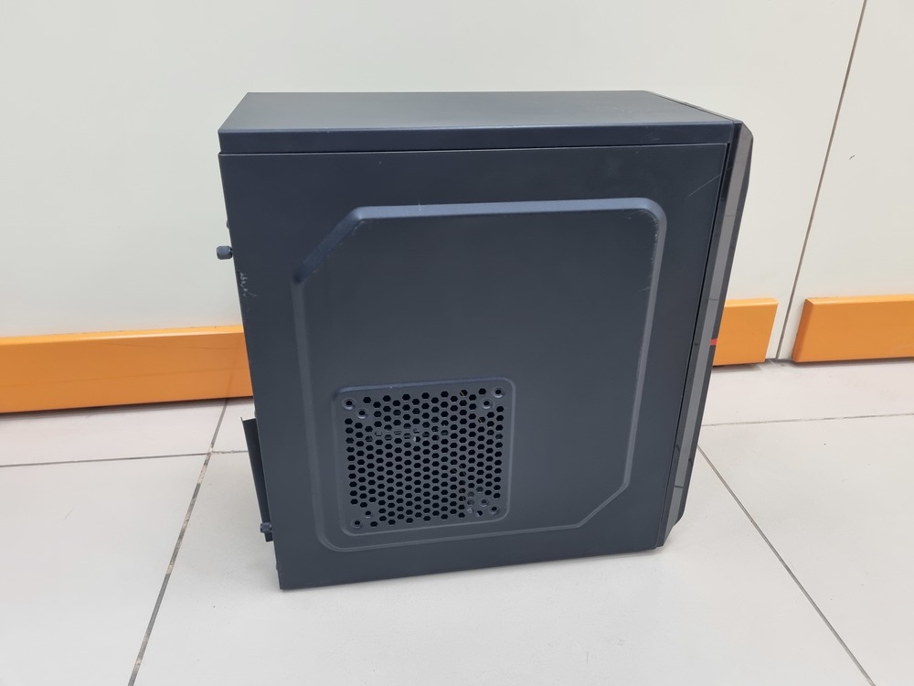 Системный блок Lenovo; A10-6700, HD Graphics, 4 Гб, Нет, 500 Гб