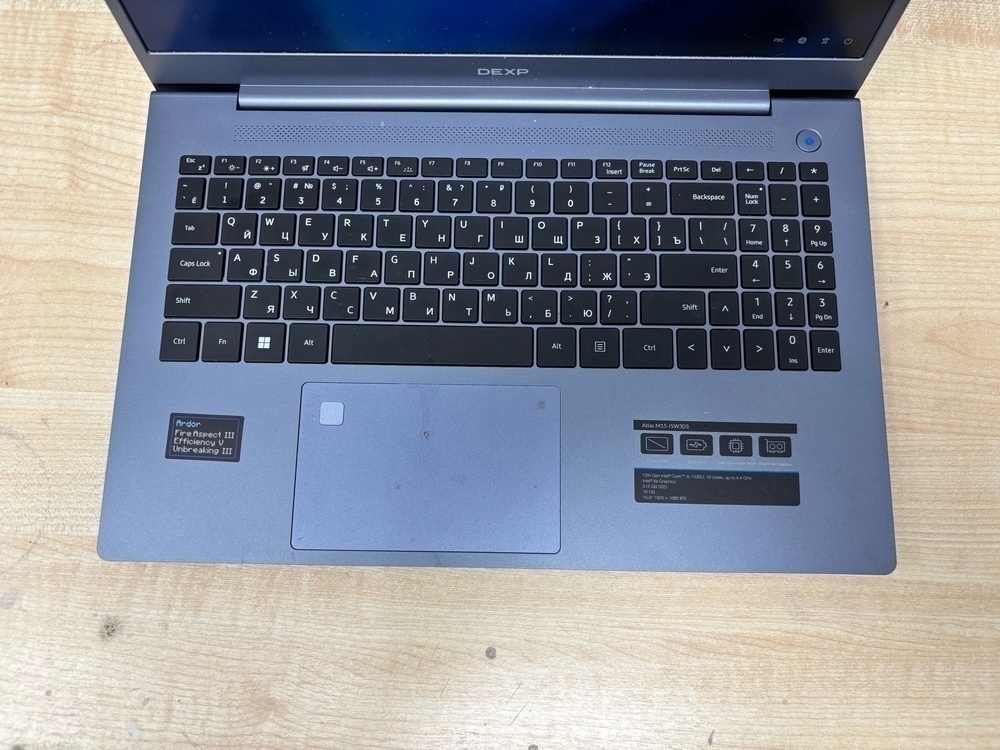 Ноутбук Dexp Atlas m15-i5w301; Core i5-1235U, Intel iris XE Graphics, 16 Гб, 512 GB, Нет