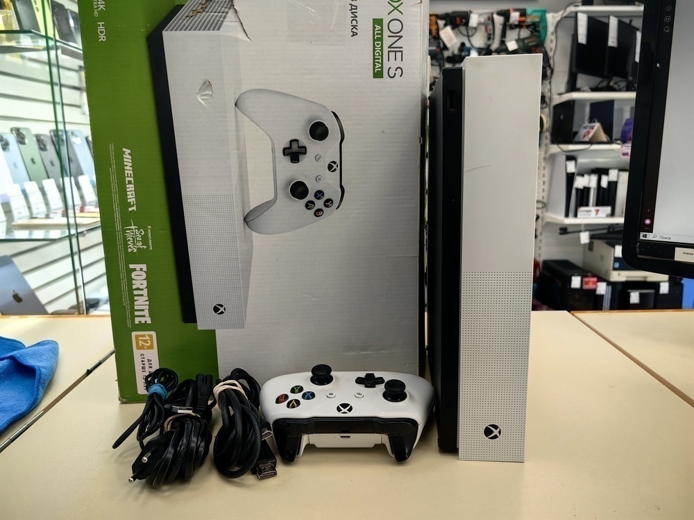 Игровая приставка Xbox One S 1TB