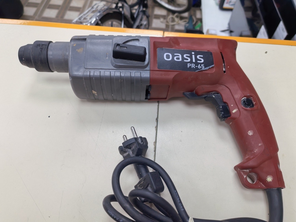 Перфоратор Oasis PR-65