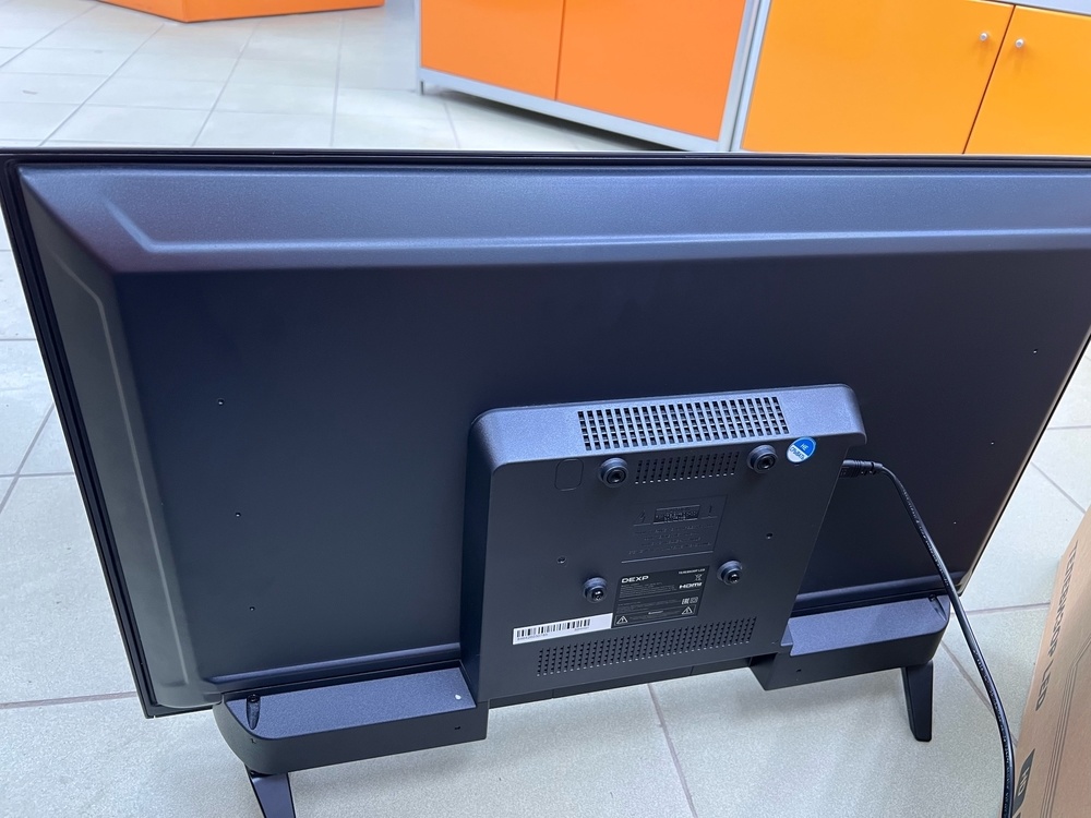 LED Телевизор Dexp 32HHG1