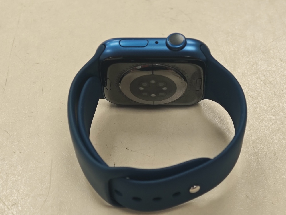 Смарт-часы Apple Watch Series 7 45mm