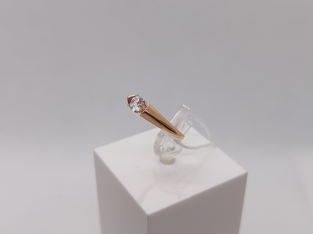 КОЛКМ585 КОЛЬЦО С КАМНЕМ (Au 585)