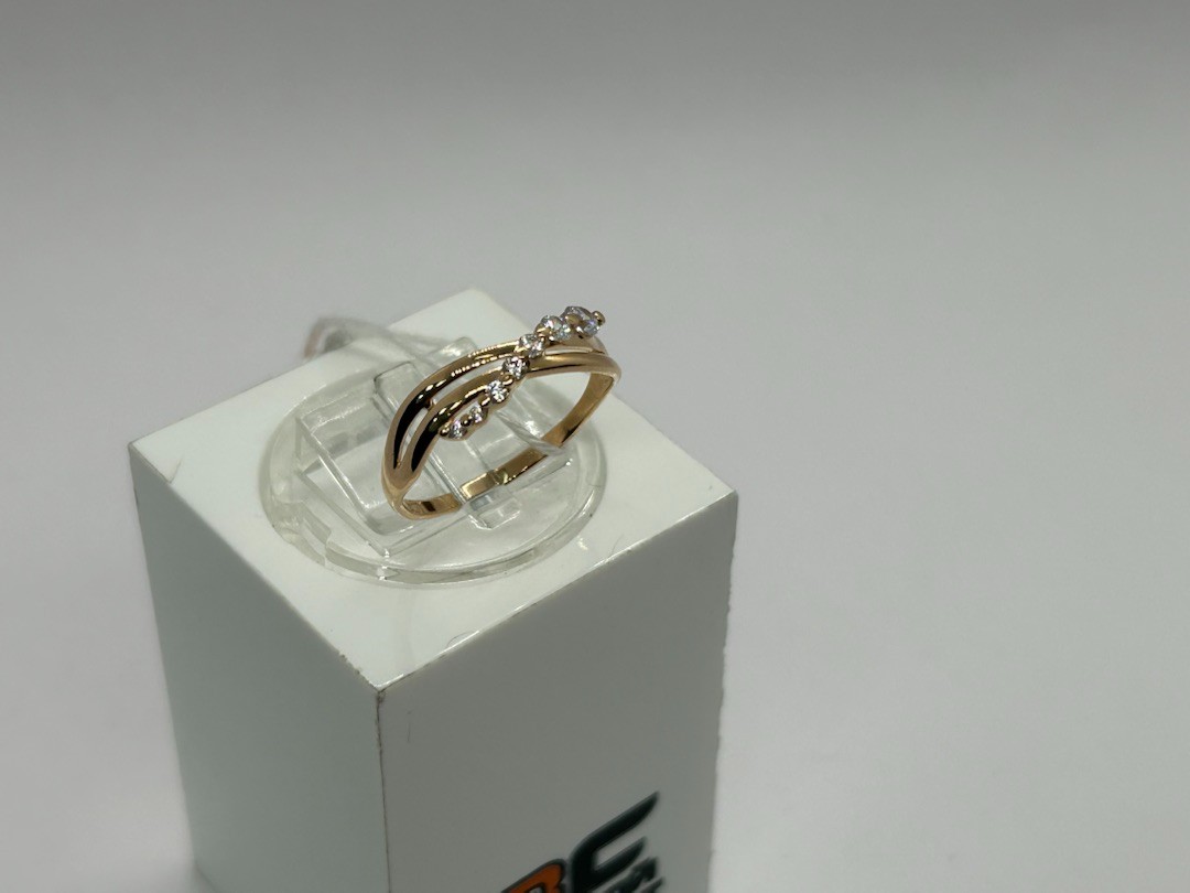 КОЛКМИ585 КОЛЬЦО С КАМНЯМИ (Au 585)