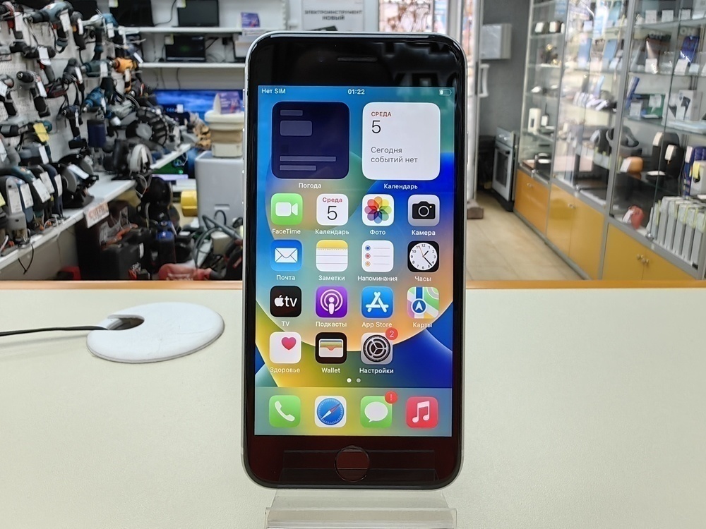 Смартфон Apple iPhone SE 2020 64Gb