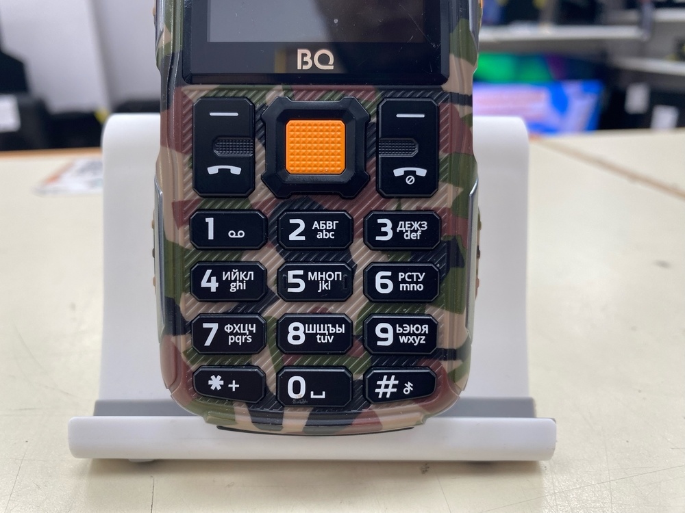 Смартфон BQ 2410L Tank Power 4G