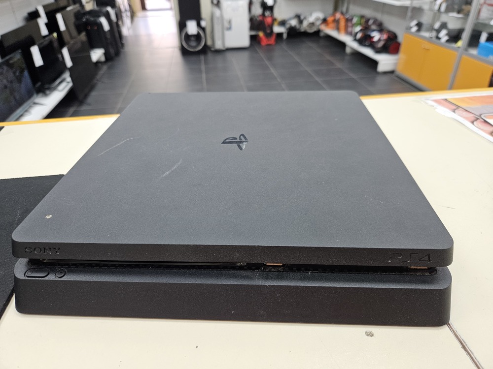 Игровая приставка PlayStation 4 Slim 500GB