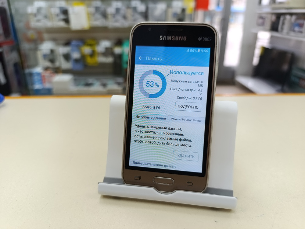 Смартфон Samsung Galaxy J1 Mini Prime