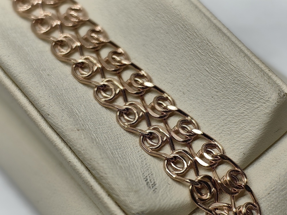 ЦПЛ585 ЦЕПЬ ПУСТОТЕЛАЯ Лав (Au 585)