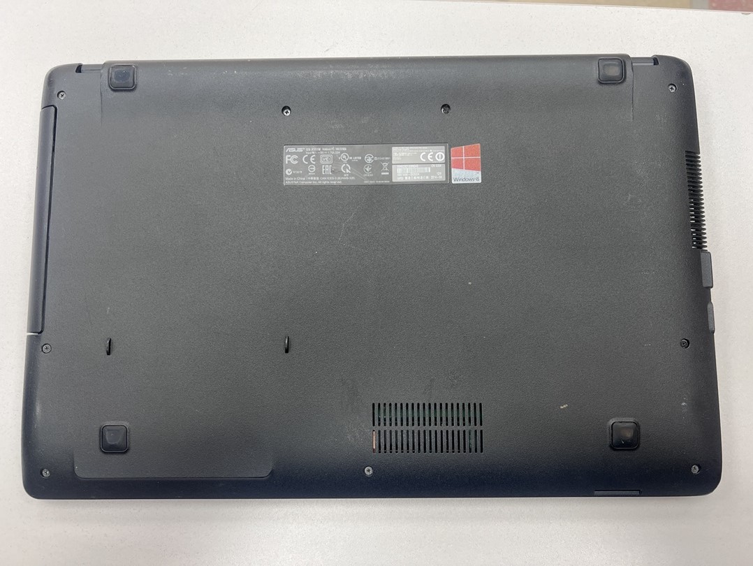 Ноутбук ASUS; Pentium N3530, HD Graphics, 4 Гб, Нет, 400 Гб