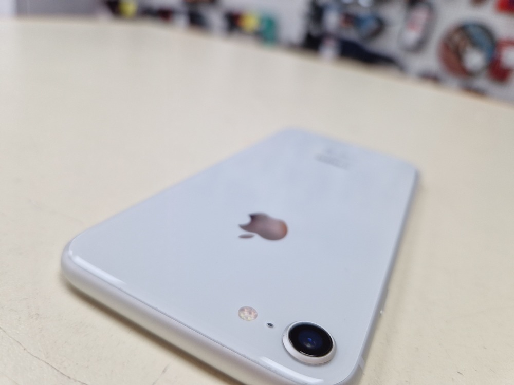 Смартфон Apple iPhone 8 256Gb