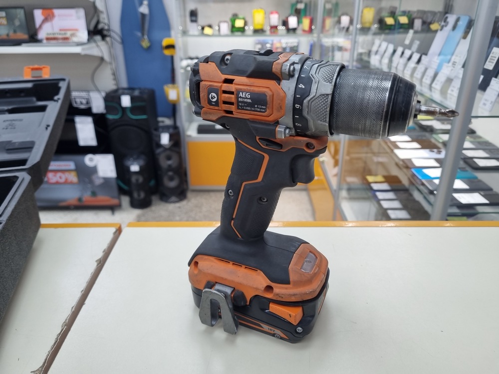 Шуруповерт AEG BS18SBL