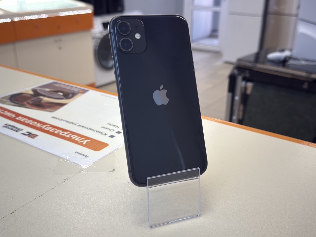 Смартфон Apple iPhone 11 64Gb