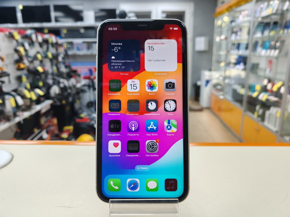 Смартфон Apple iPhone 11 64Gb