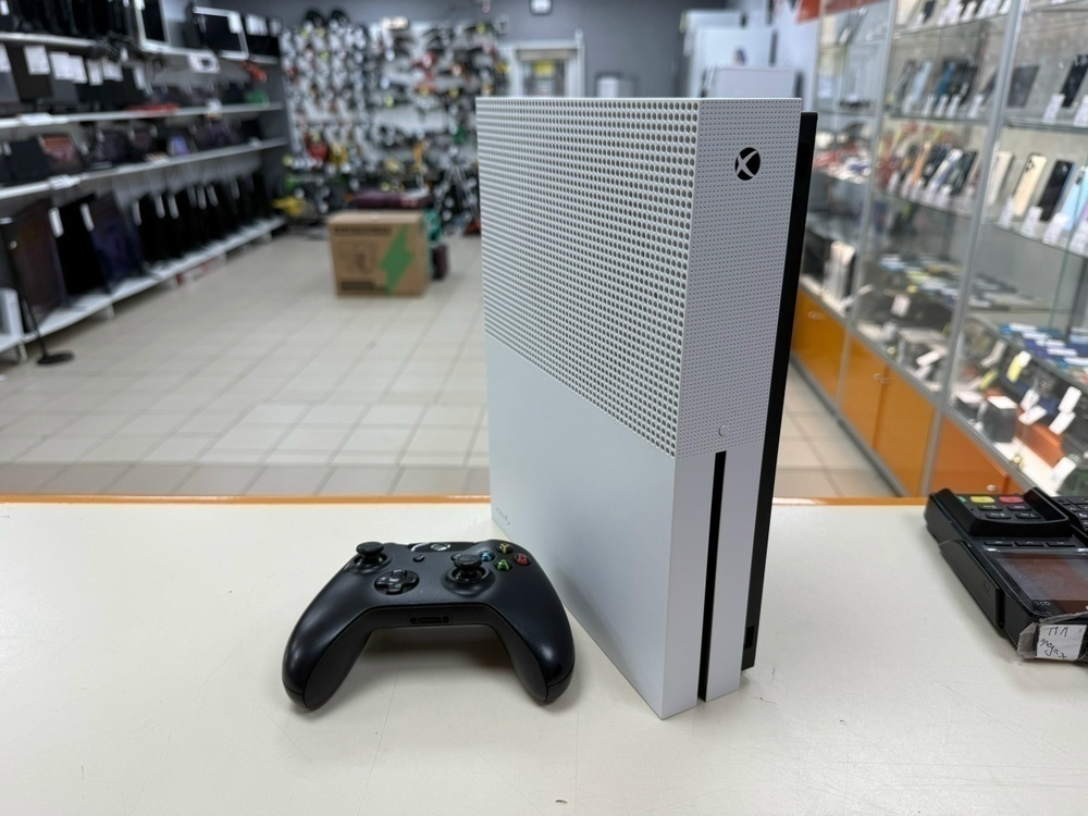 Игровая приставка Xbox One S 500Gb