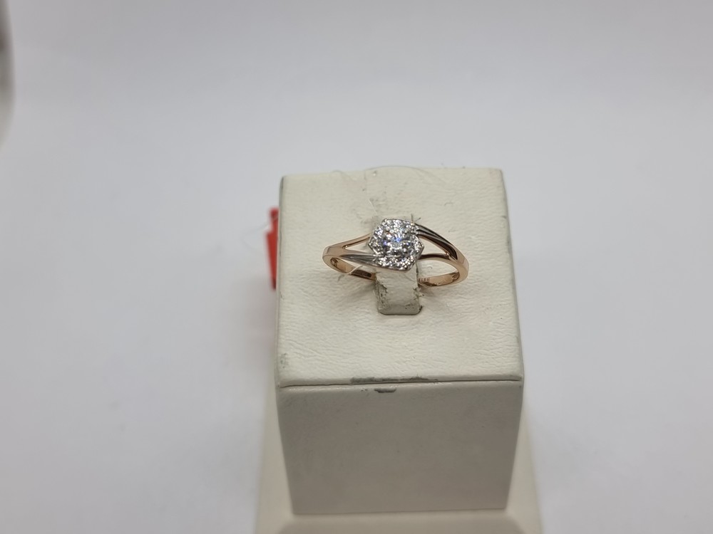 КОЛЬЦО С КАМНЯМИ (Au 585)